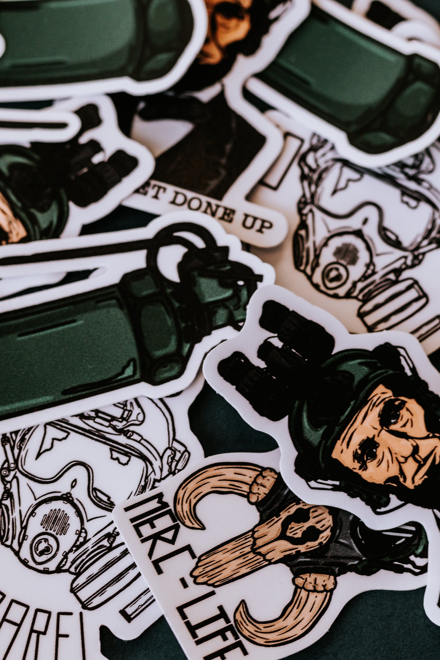 Show your lifestyle to the world with a 10-32 Apparel sticker.