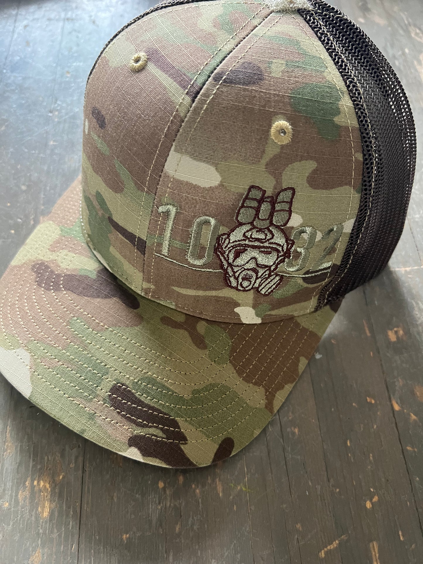 Multicam trucker hat